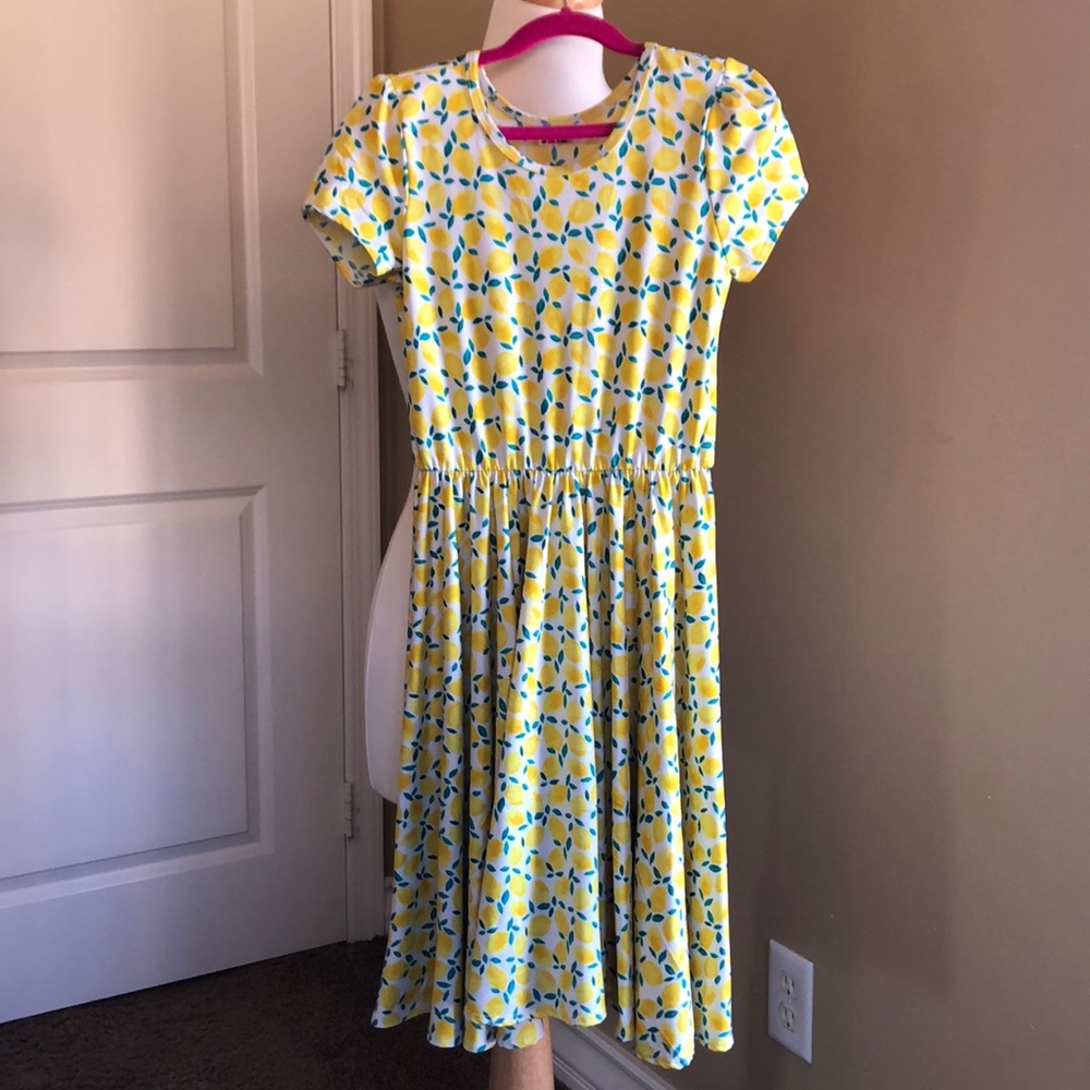 Dot Dot Smile classic cap twirly dress -girls 8/10
